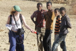 alice milot, journaliste pour rfi. 