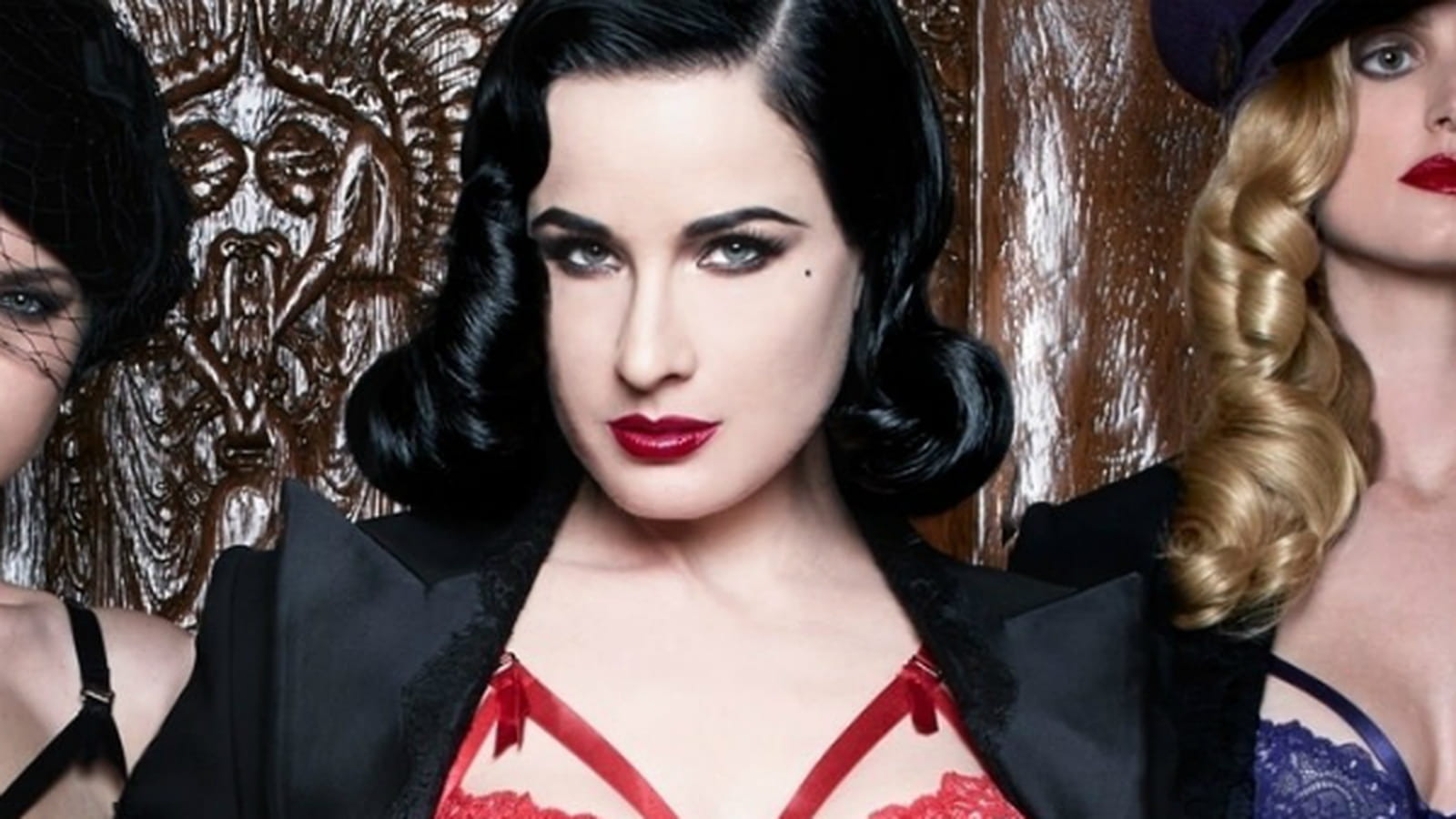 Ensemble Dita Von Teese