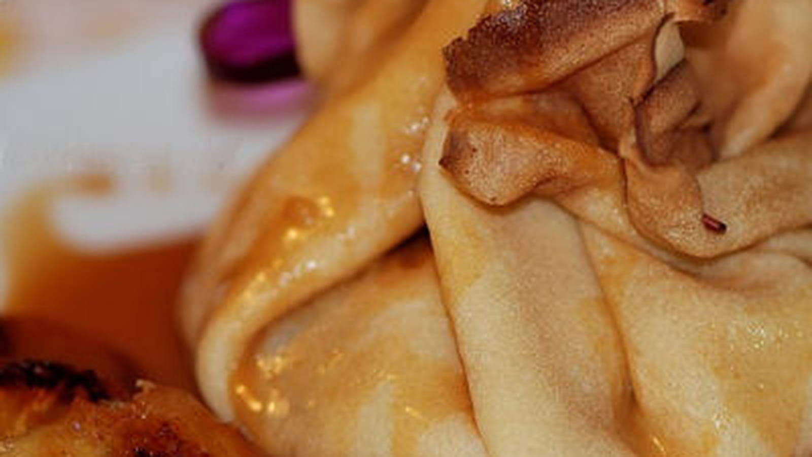 Aumônières aux bananes et caramel au beurre salé