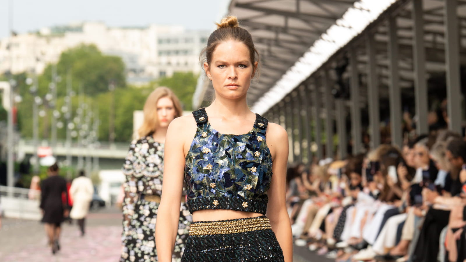 Look 14