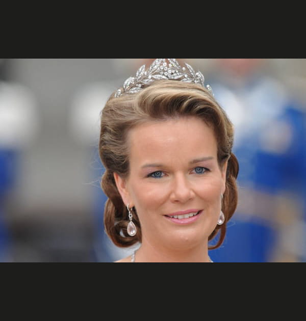 Le crayon bleu de Mathilde de Belgique