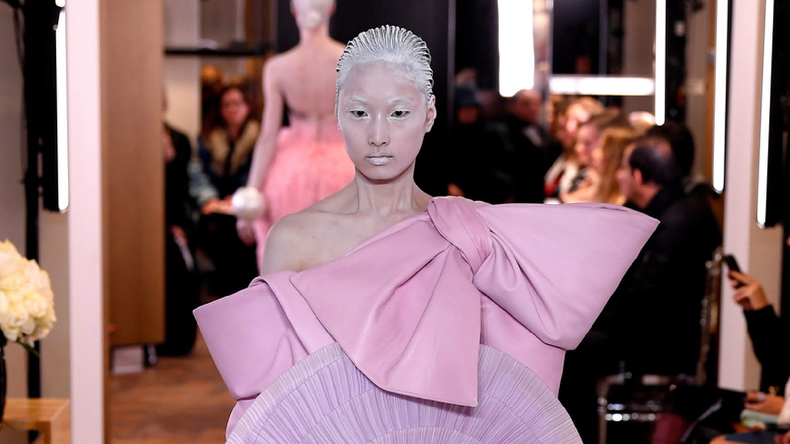 Look 24