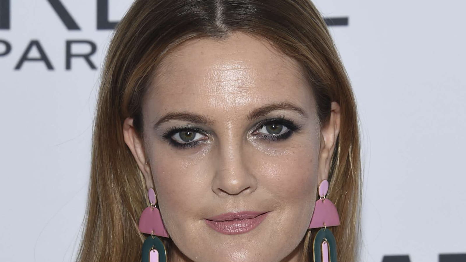 Drew Barrymore apprêtée 