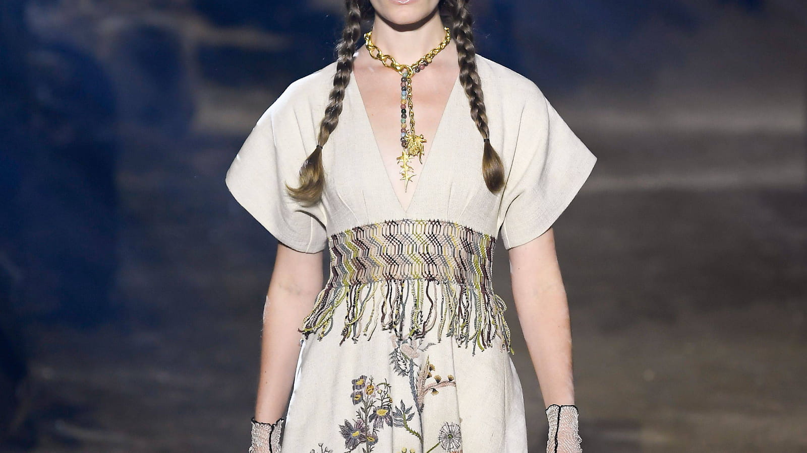 Look 32