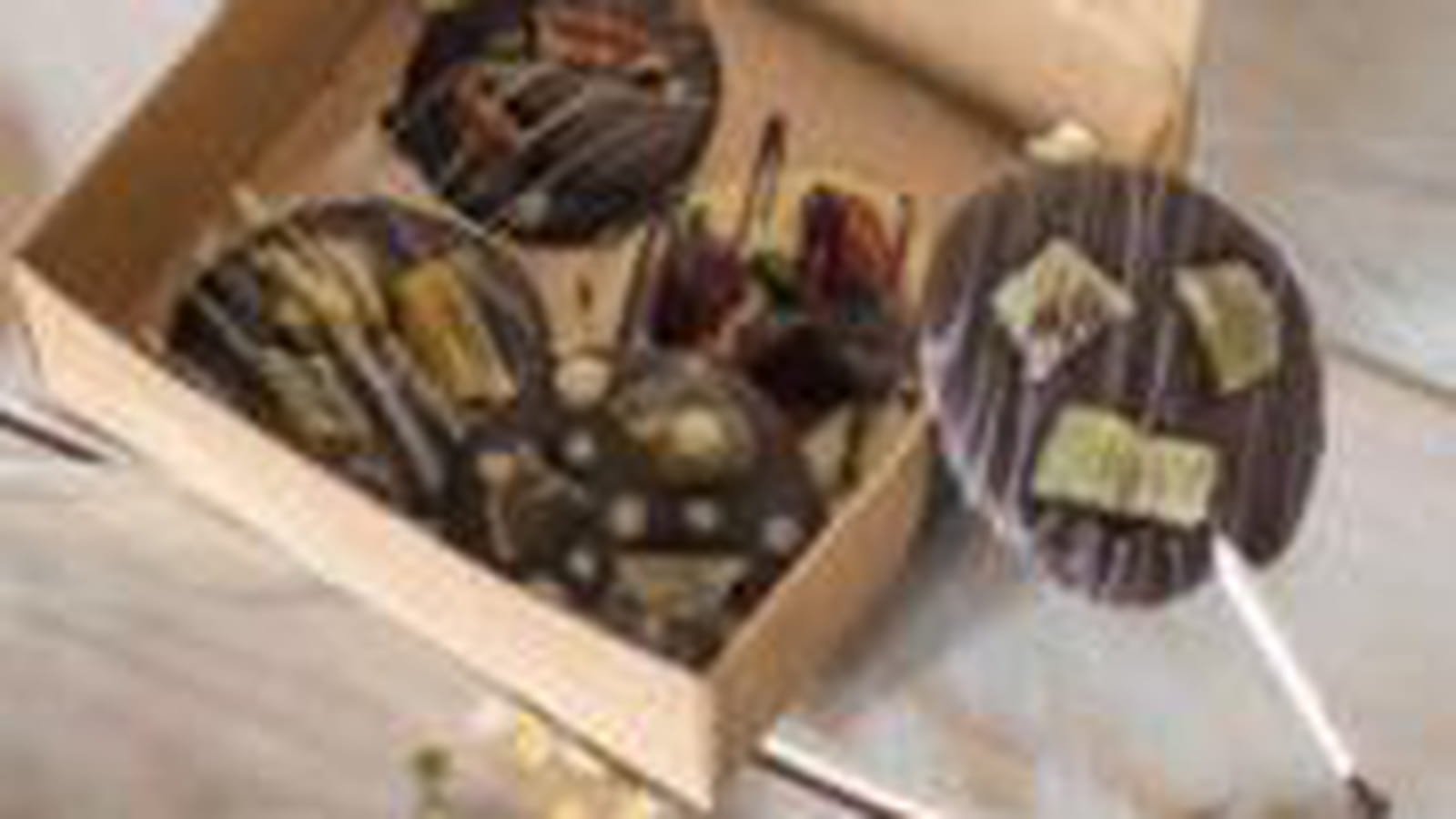 Mendiants aux chocolats blanc et noir