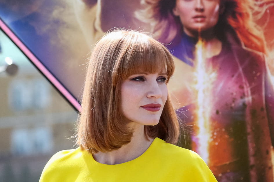 Le carr&eacute; mi-long avec frange de Jessica Chastain