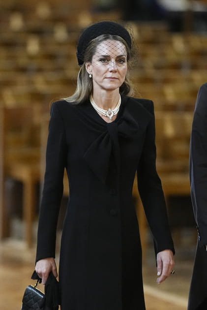 Funérailles de la duchesse de Kent : Kate Middleton arrive à la cathédrale de Westminster