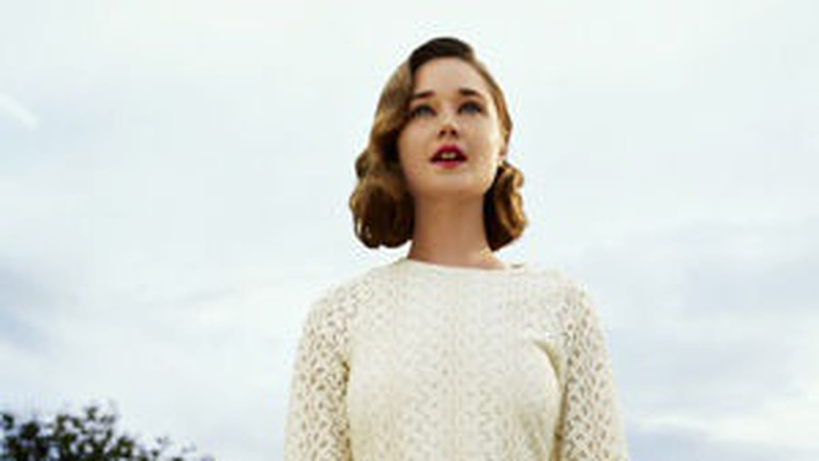 Robe blanche en broderie anglaise de Ted Baker