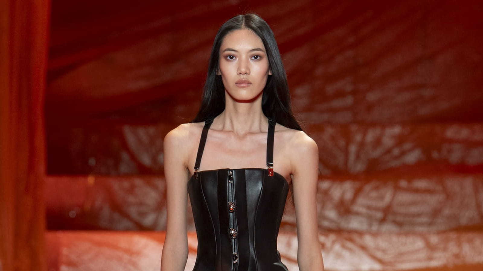 Look 8