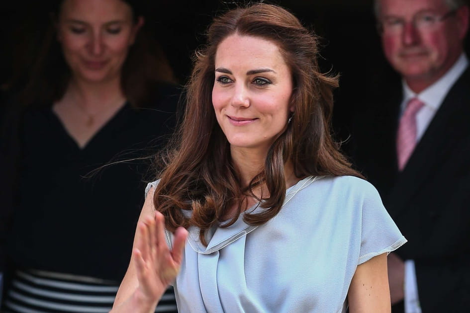 La demi-queue de cheval facile de Kate Middleton