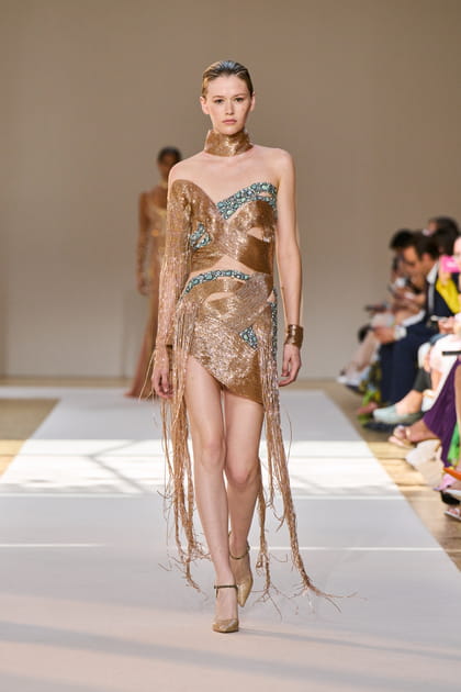 Look 46&nbsp;du d&eacute;fil&eacute; Elie Saab