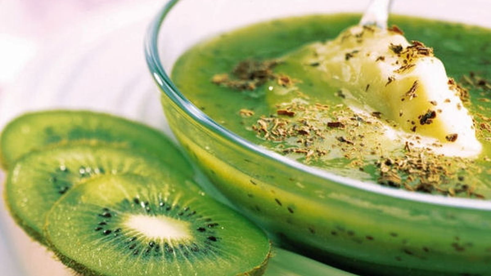 Soupe de kiwi et sorbet pomme