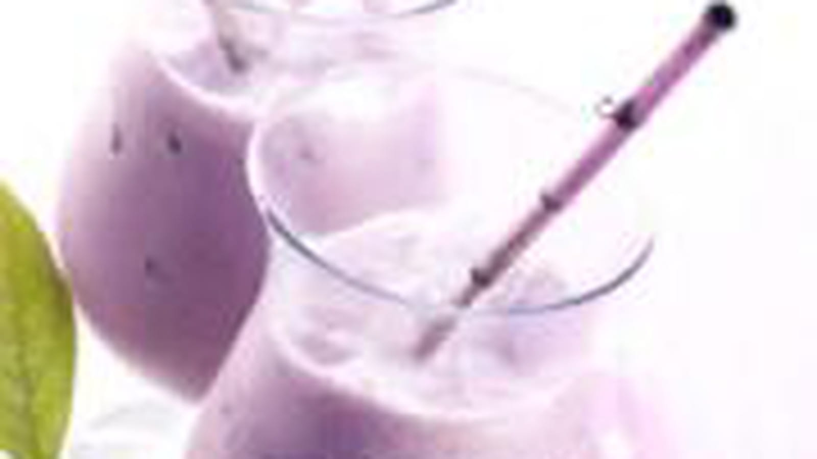 Atlantic Blue Cocktail avec des myrtilles sauvages