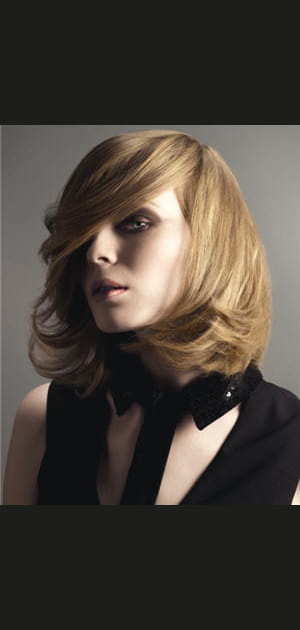 Carr&eacute; long de Dessange, version romantique