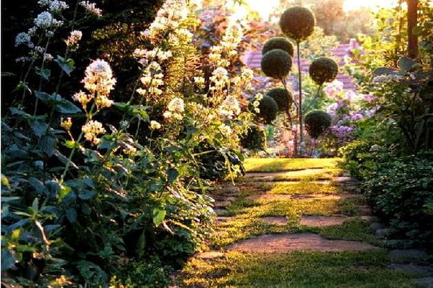 Un agréable passage de verdure