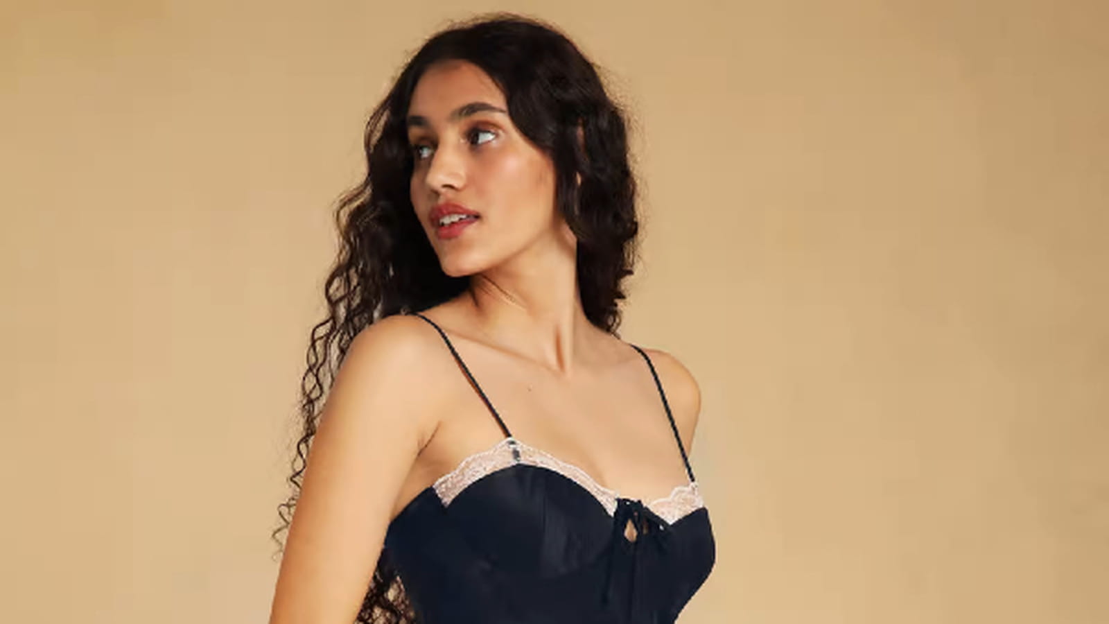 Robe Rouje