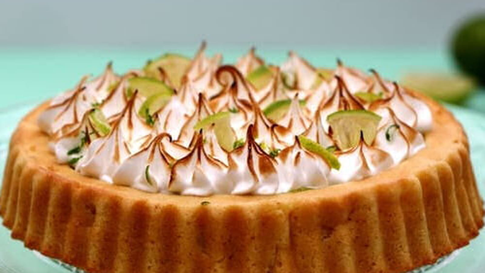 Gâteau exotique meringué (ananas, coco et citron vert)