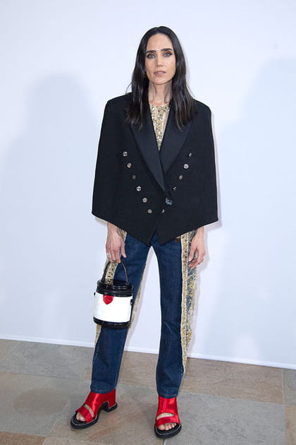 Jennifer Connelly au défilé Louis Vuitton