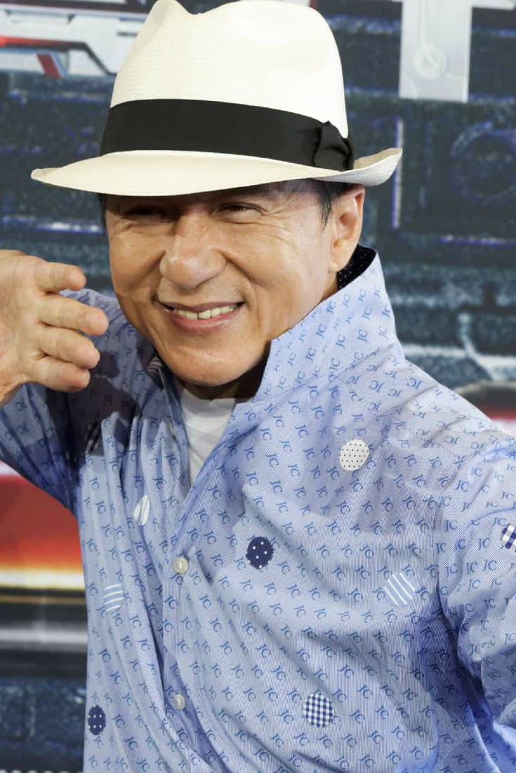 Jackie Chan "mon fils peut gagner tout seul son argent"