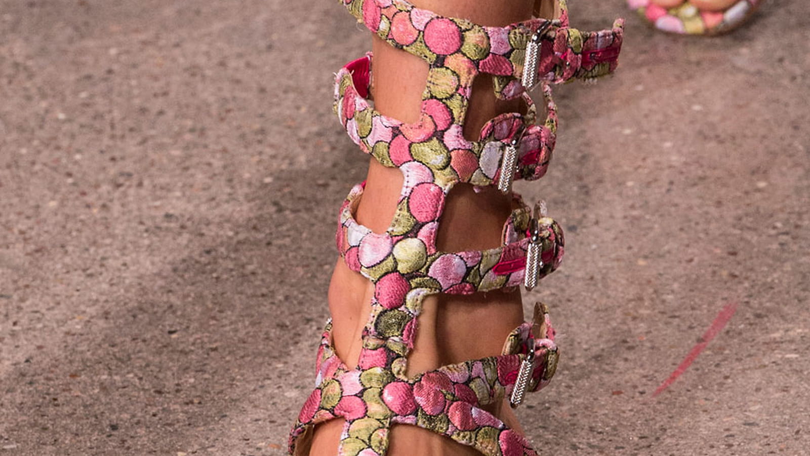 Nu-pieds Zac Posen