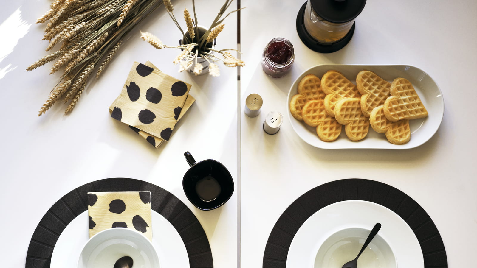 Plateau et serviettes