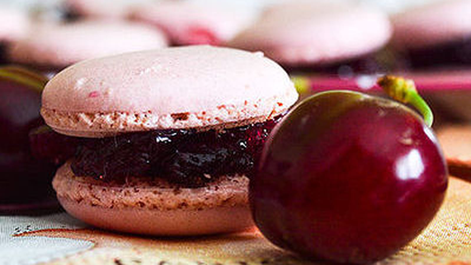 Macarons à la cerise