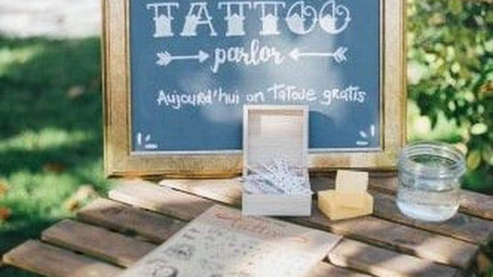 Un bar à tatouages