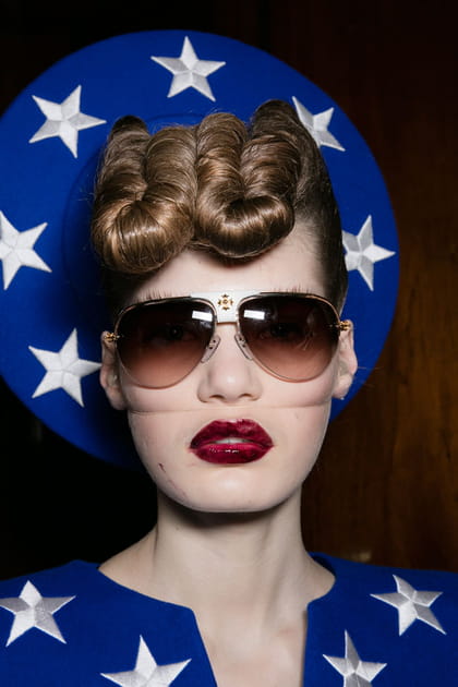 Le chignon rockabilly chez Gareth Pugh