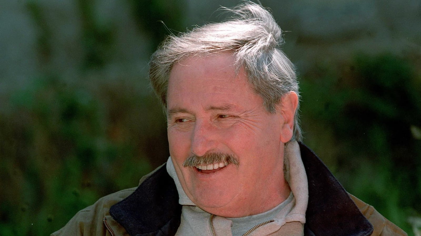 Victor Lanoux