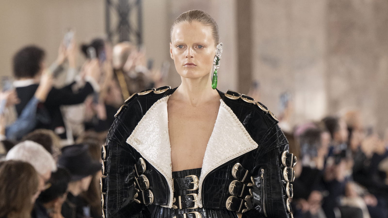 Look 8 du défilé Schiaparelli