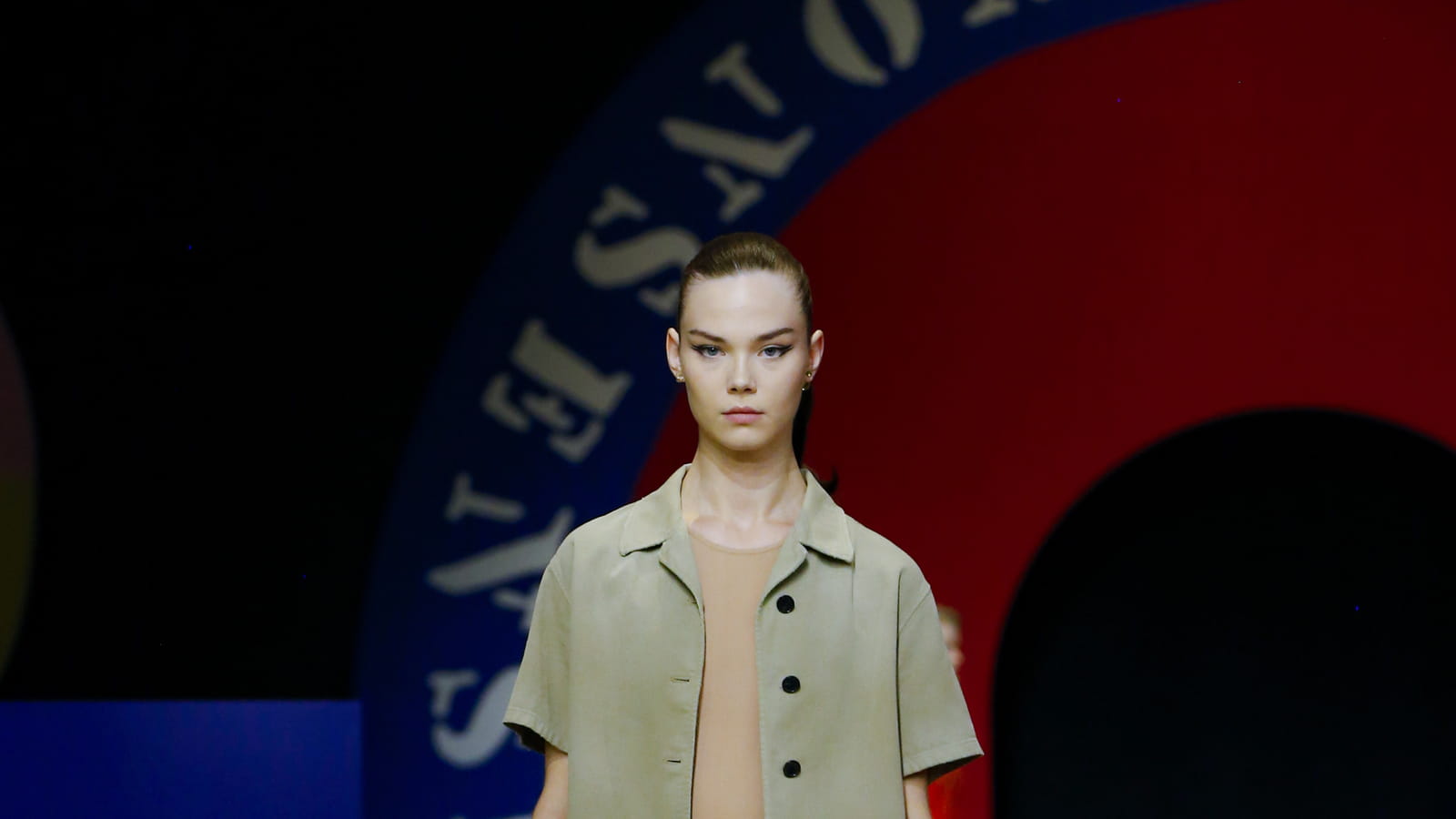 Look 65