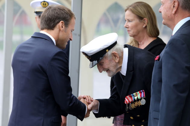 Le pr&eacute;sident Macron saluee le dernier v&eacute;t&eacute;ran danois de la Seconde Guerre mondiale