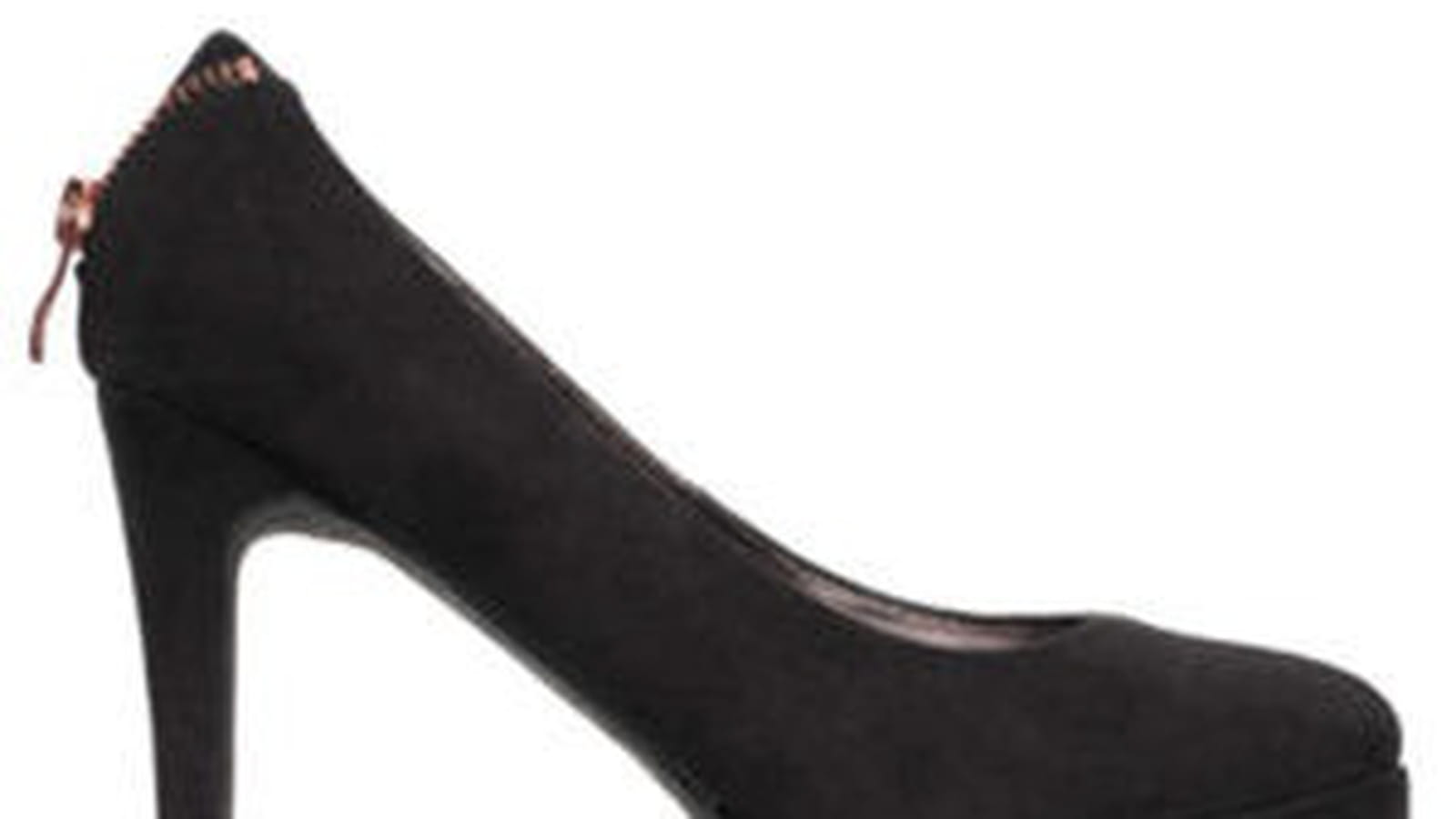 Escarpins noirs à talon de New Yorker