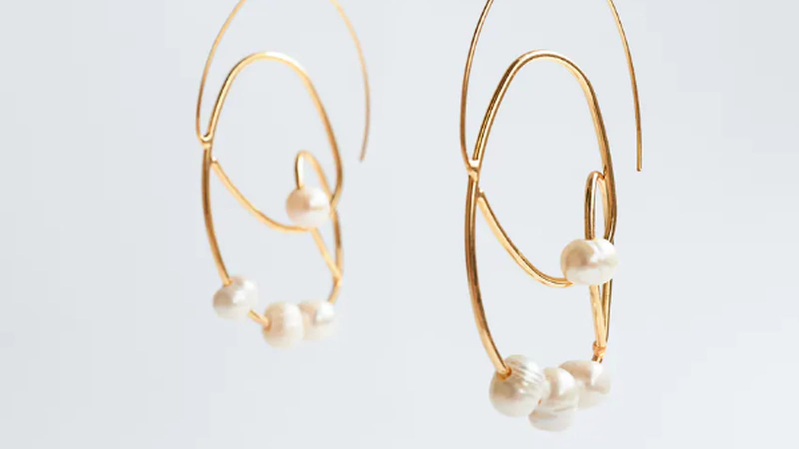 Boucles d'oreilles asymétriques