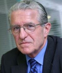 le professeur claude hamonet.