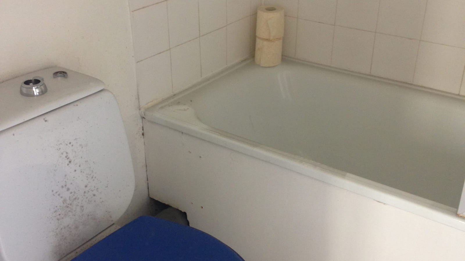 Salle de bains avant 