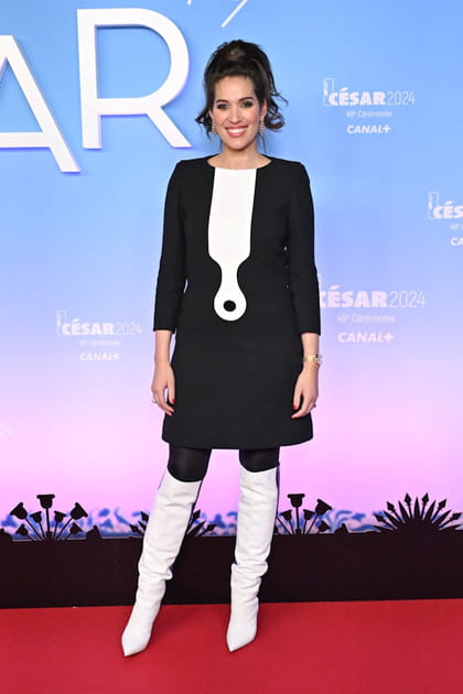 Laurie Cholewa en robe bicolore Pierre Cardin et montre Omega