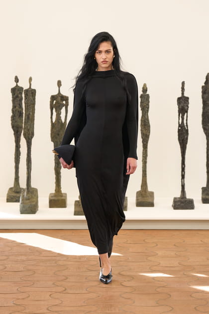 Look 24 du défilé Jacquemus "Les sculptures"