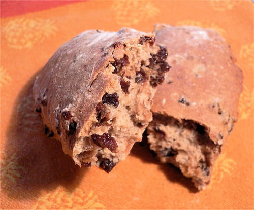 Mini-baguettes de seigle aux raisins