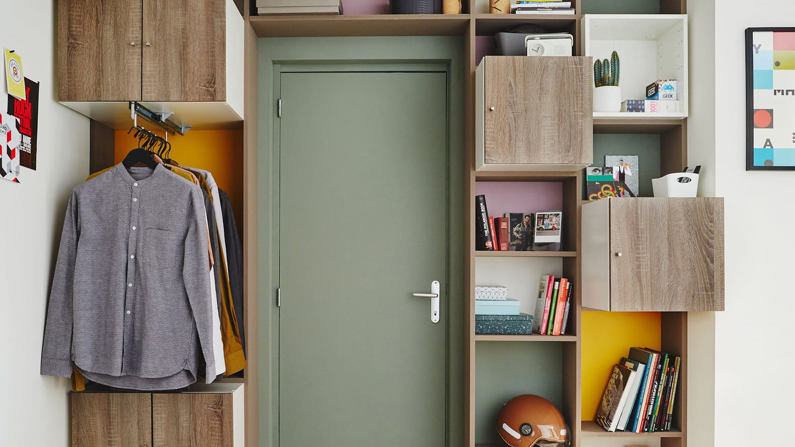 Dressing autour de la porte