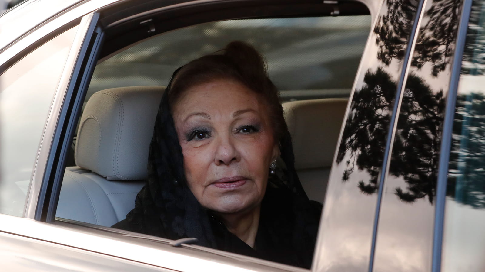 Farah Pahlavi 