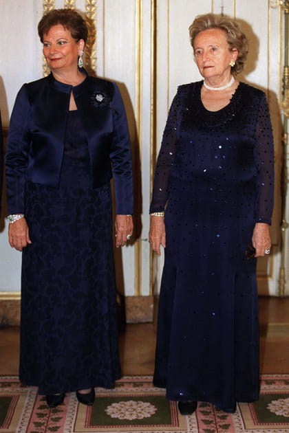 Bernadette Chirac en robe longue noire à strass