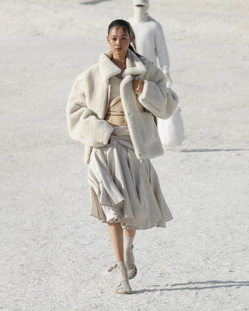 Look 45&nbsp;du d&eacute;fil&eacute; Jacquemus