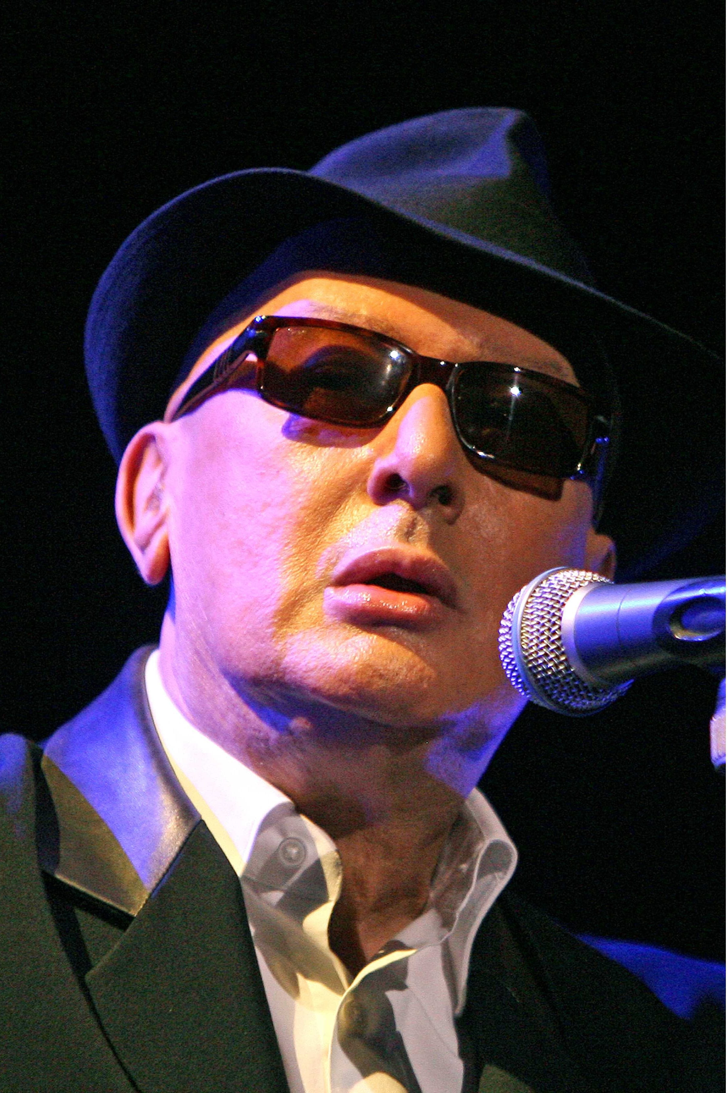 Alain Bashung A Desherite Son Fils