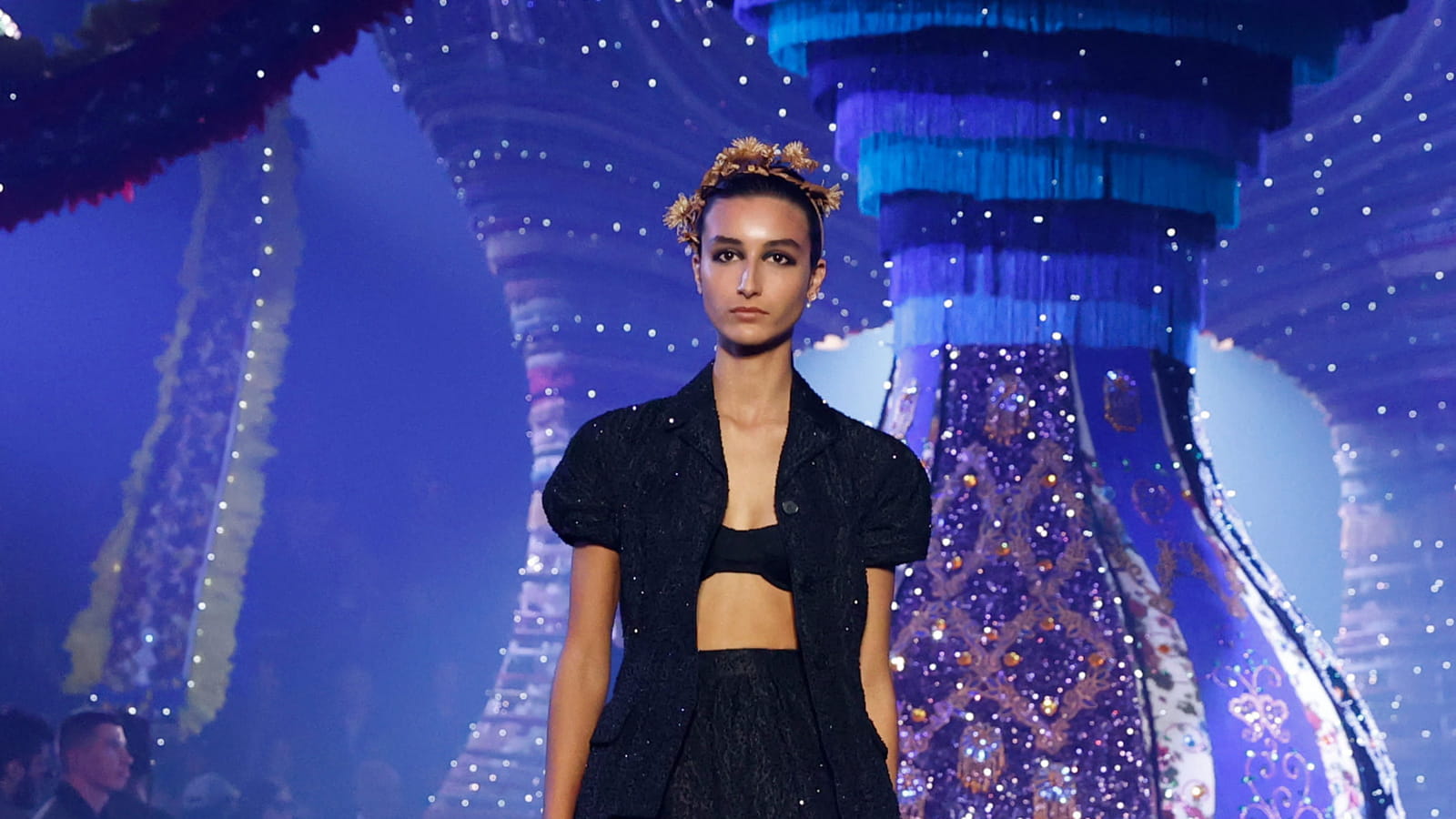 Look 93