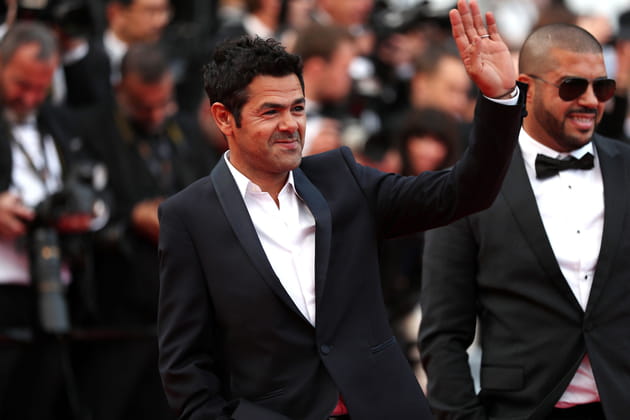 Jamel Debbouze vous salue &agrave; l'avant-premi&egrave;re des "Mis&eacute;rables"