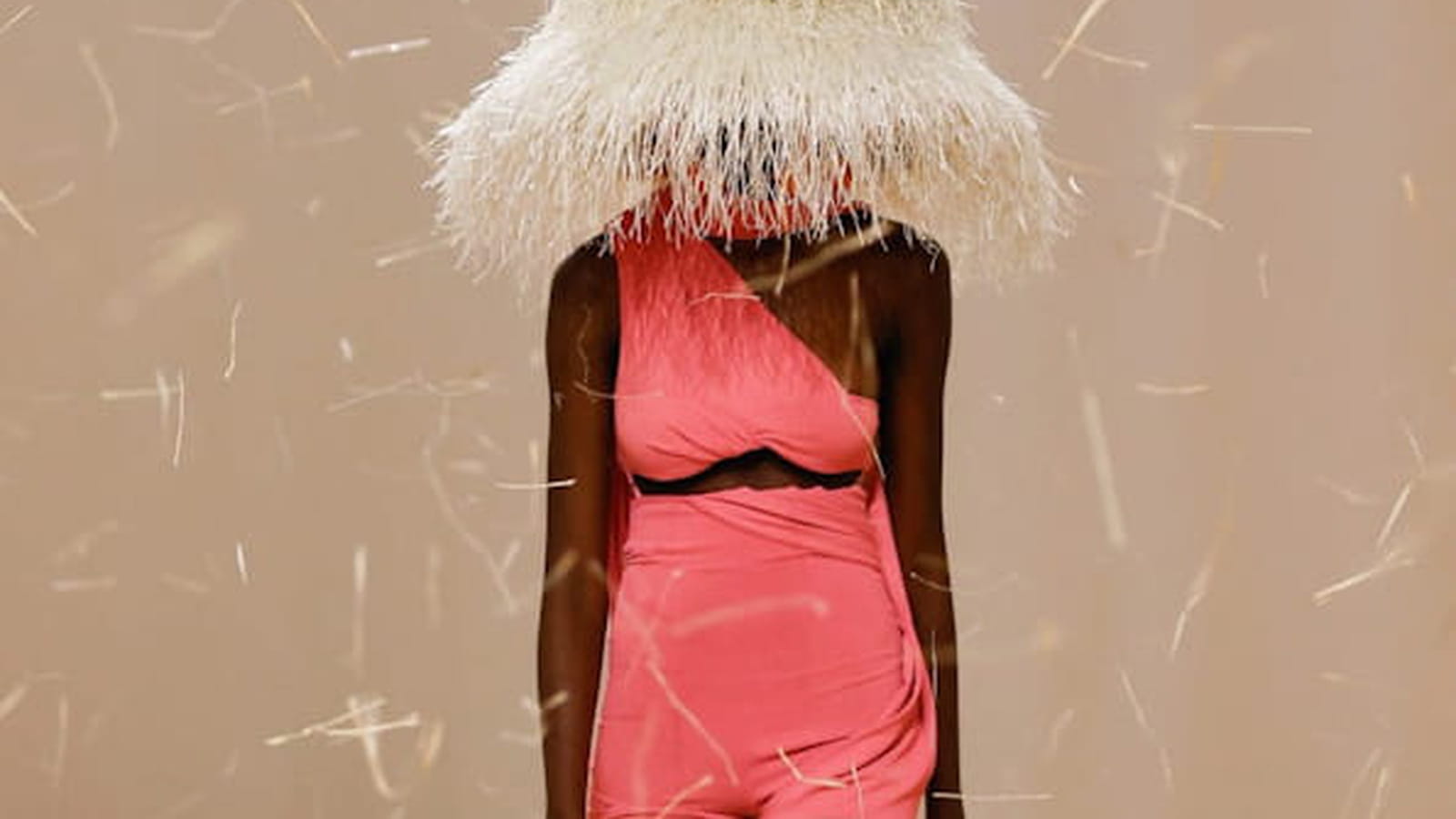Look 24