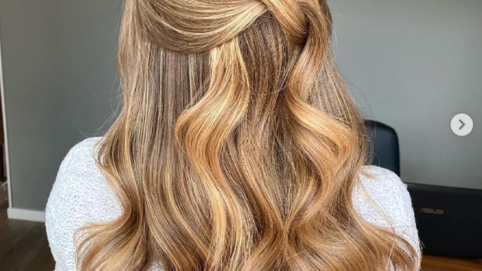 Cheveux entremêlés 