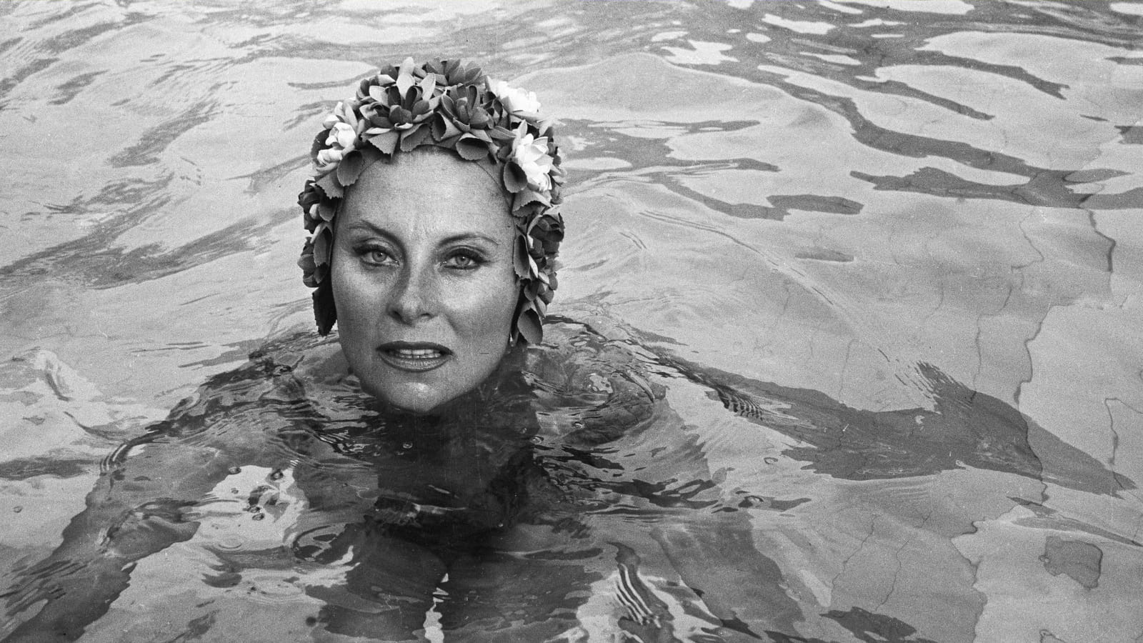Dans l'eau, à Monte-Carlo, 1964