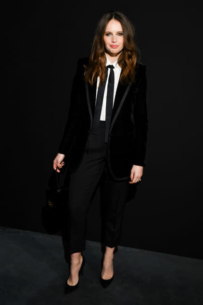 Felicity Jones au d&eacute;fil&eacute; Saint Laurent